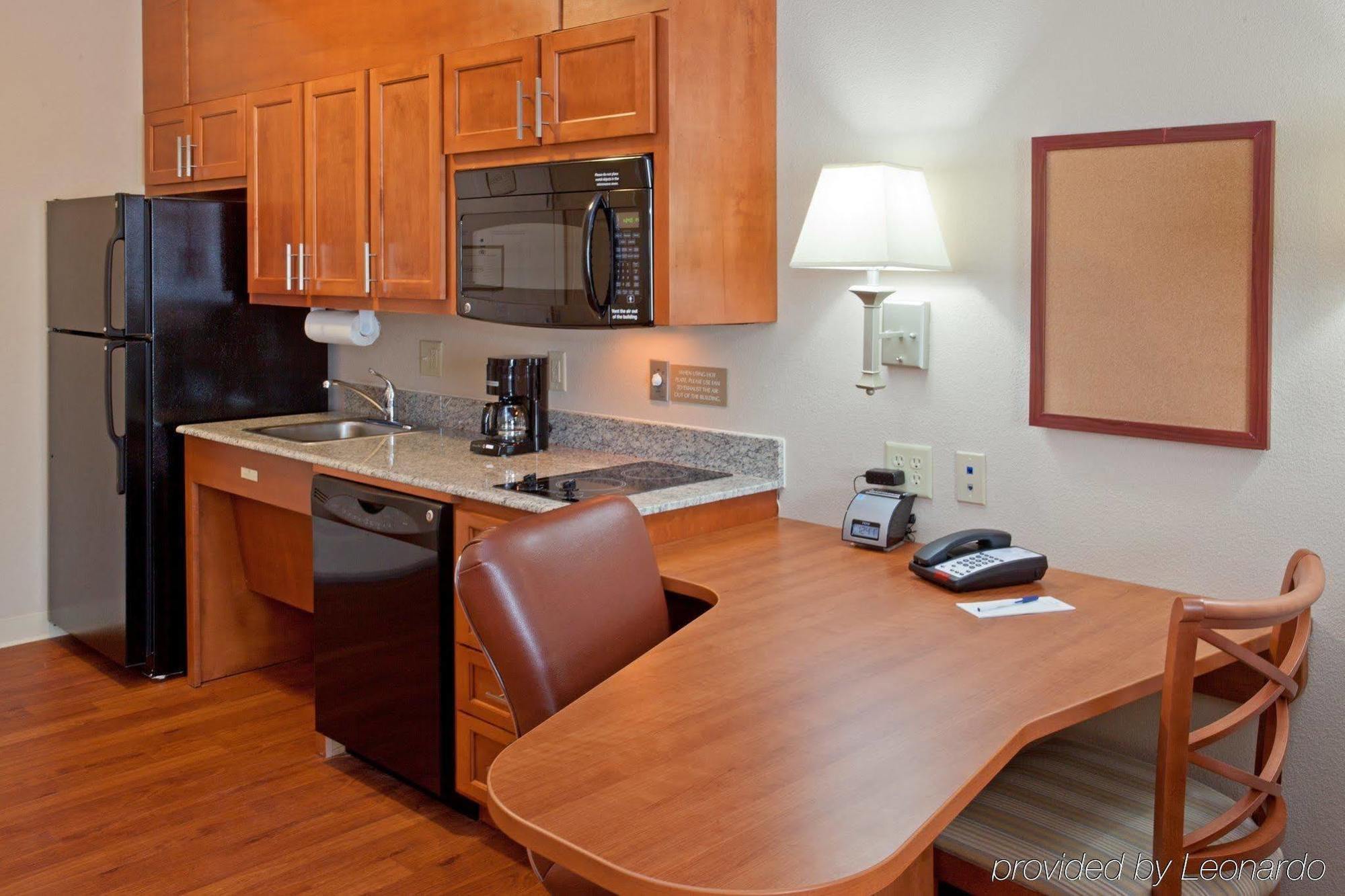 Candlewood I-10 East By Ihg 2* Houston